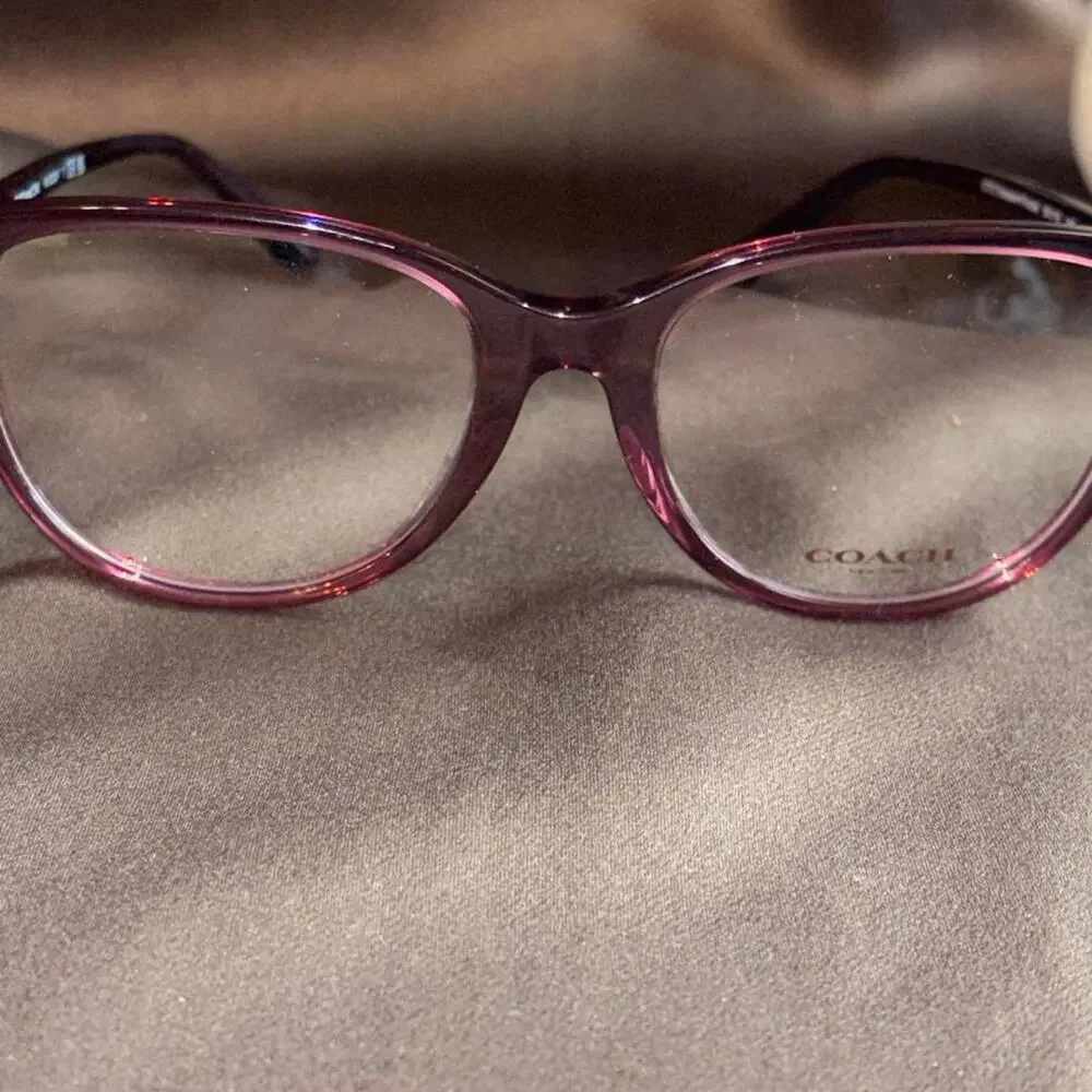 Coach NEW *FRAMES** the lenses are not prescription
